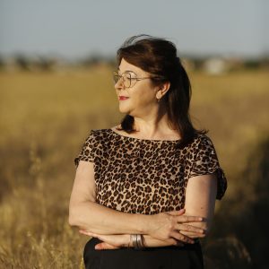 Uneori, soluția nu înseamnă să muncești mai mult. Înseamnă să schimbi unealta.